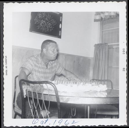 R01588 It's my Birthday - Birthday vintage picture