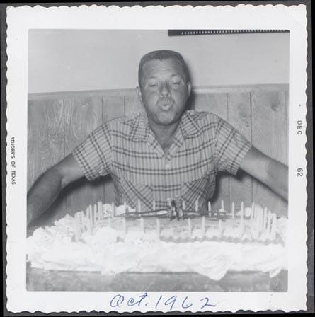 R01587 It's my Birthday - Birthday vintage picture