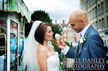 Trinity College Cambridge wedding by Chris Hanley Photography 19 A vintage style ice cream van in Cambridge and a shared cone for this gorgeous couple.
