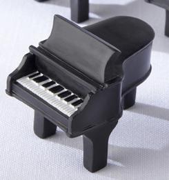 No. 3: The Theme-ish and My Messed Up Face Piano place-card holder
