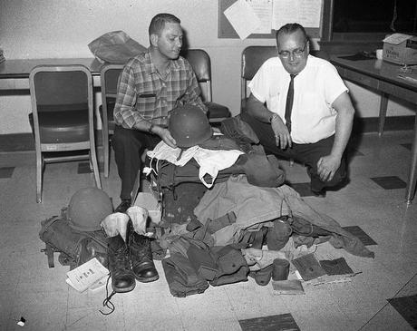 al243 Gangster, policeman & guns Vintage stocklist