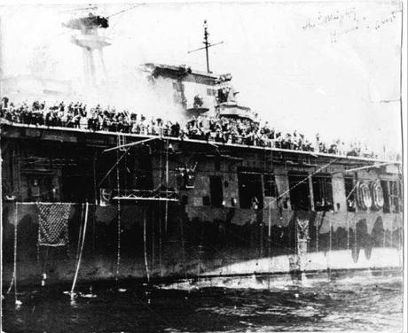 26 Oct 1942 Abandoning USS Hornet