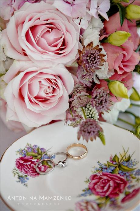 The wedding rings and roses The wedding rings and roses