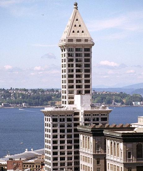 Seattle’s Lighthouse Apartment in the Smith Tower