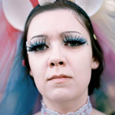 13_girl3 Annie Collinge