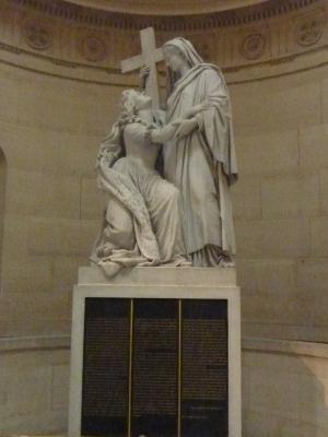 MARIE ANTOINETTE TABLEAUX
As I knelt under the statue of the... MARIE ANTOINETTE TABLEAUX
As I knelt under the statue of the...