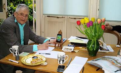 Pixels over Paint: Hockney's iPad Art Pixels over Paint: Hockney's iPad Art