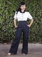 High Waist Jeans ... Look Great and Keep Your Dignity When Bending : ) High Waist Jeans ... Look Great and Keep Your Dignity When Bending : )