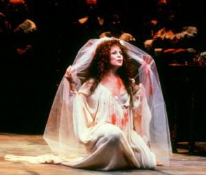 Luciaveil Donizetti operas–three score and counting, all totaled