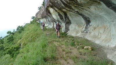 Vaalribbokkop Cave and Zulu Cave - A 3 day hike in the Monk's Cowl area - January 2011