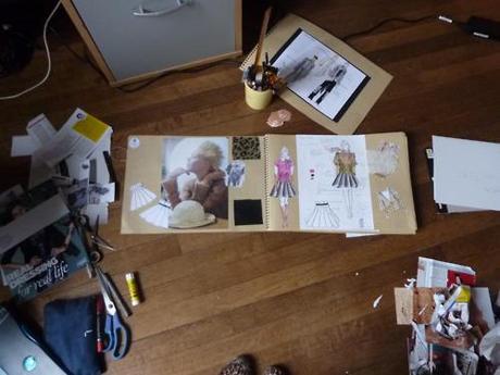 WORKING SUNDAY - the design process
This is the messy process... WORKING SUNDAY - the design process
This is the messy process...