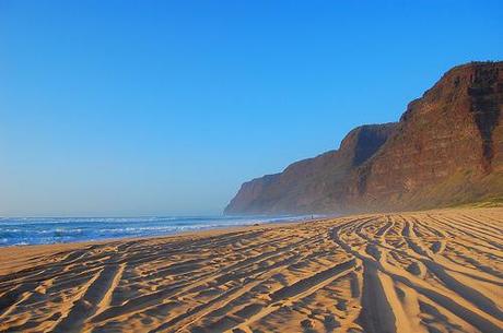 Beautiful beach in Kauaʻi, Hawaii Hawaii honeymoons