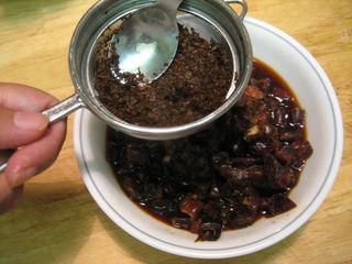 English Breakfast Tea, Date & Walnut Cake Picture 006