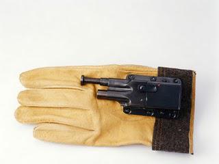 The Glove Pistol