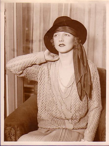 s13737 My collection of vintage picture