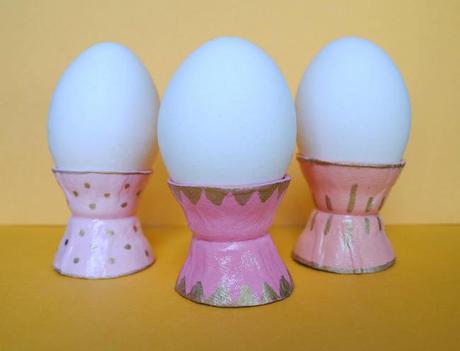 repurposed egg carton egg holders Plus...