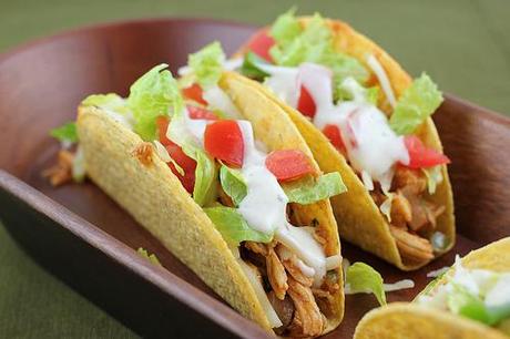 An Amazing Recipe Round-Up Chicken Ranch Tacos