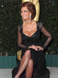 Sofia Loren 2 Sofia Loren 2 225x300Fab Find Friday: Rocking Retro Hollywood Glamour!
