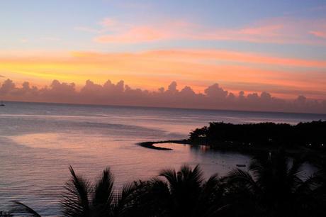 Sunset Glow travel bug: st. lucia.