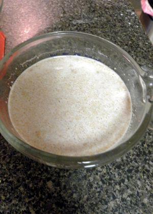 Autumnal apple bread - Proof yeast in sweet milk