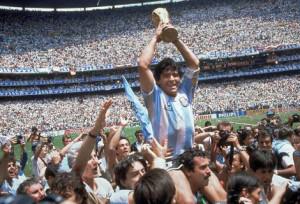 Maradona winning world cup 300x204 Diego Maradona: Argentinas Icon