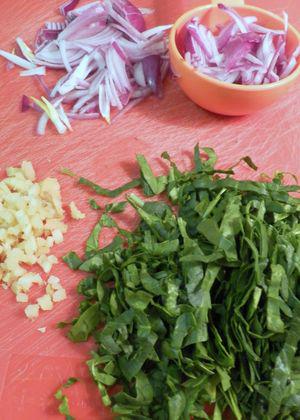 Spinach Pakoras - Prepare Ingredients