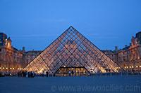 PARIS - je t'aime Louvre Pyramid