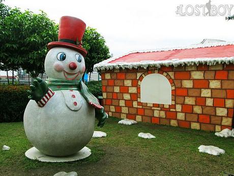 SM North EDSA Brings a North Pole Christmas to Manila