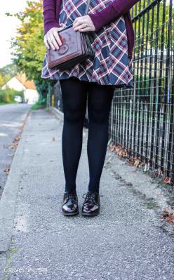 Tuesday Shoesday ~ At the school gates…