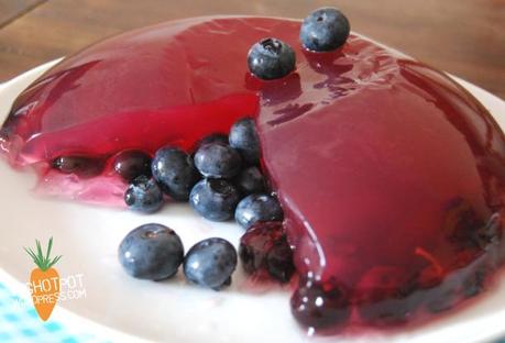 Vegan Jelly with Blueberries- Vegan MoFo 2014