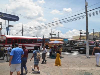 Backpacking in El Salvador: Puerta Del Diablo (Devil’s Gate) This is the corner of the main palace, follow the route of those cars and the bus stop for a number 12 is on the right hand side.