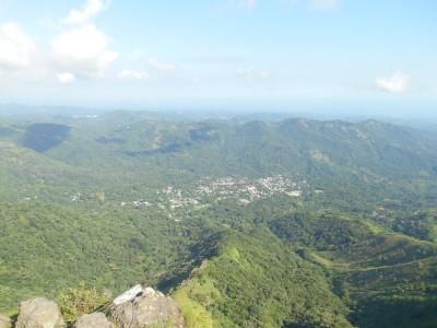Backpacking in El Salvador: Puerta Del Diablo (Devil’s Gate) Down to the Pacific Ocean