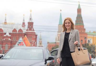 World Travellers: Sabina from Girl vs. Globe World Travellers: Sabina from Girl vs. Globe in Moscow