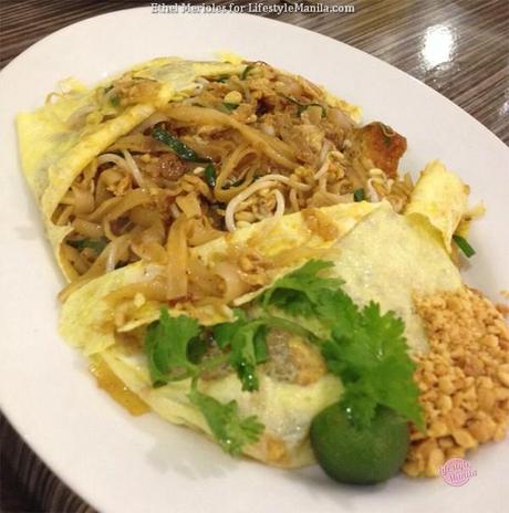 Sweet-Chili-Phad-Thai-with-Egg-Open