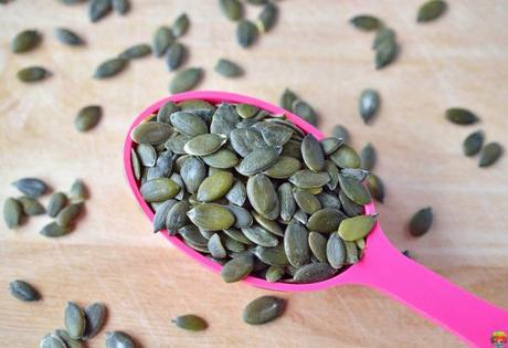 Zucchini and Carrot Noodles with Avocado Pesto Pumpkin Seeds FAF
