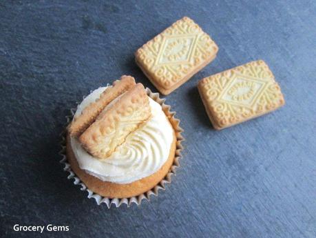 National Cupcake Week: Custard Cream Cupcakes & Asda Best of Baking Goodies