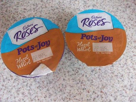 Cadbury Roses Pots of Joy Hazel Whirl Review