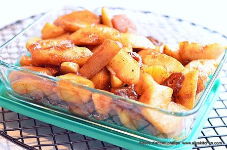 ~spiced maple syrup fried apples and dates~ ~spiced maple syrup fried apples and dates~