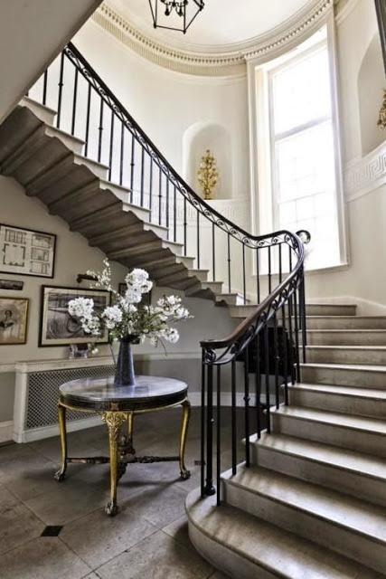 50 Favorite For Friday #145 - Classically Elegant Traditional Rooms 50 Favorite For Friday #145 - Classically Elegant Traditional Rooms