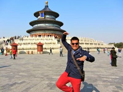 World Travellers: Raphael Zoren from Journey of Wonders World Travellers: Raphael Doing Kung Fu in China