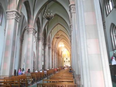 Backpacking in El Salvador: Top 10 Sights in Santa Ana Catedral de Santa Ana