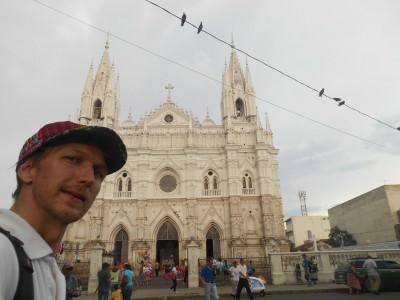 Backpacking in El Salvador: Top 10 Sights in Santa Ana Catedral de Santa Ana
