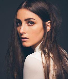 Artist on the Rise: Banks BANKS-w724