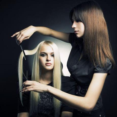 Hidden Beauty Tips:The Secrets hidden in the Beauty of Celebrities Take care of your hair