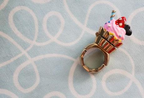 Betsey Johnson ice cream ring