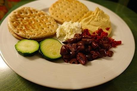 Ozery Bakery snack plate.JPG
