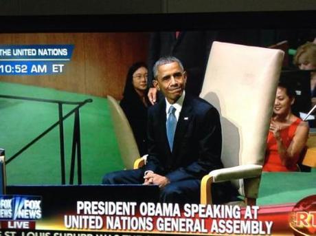 Obama: Little man in Big chair O's UN chair1