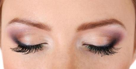 How to Dye Your Eyebrows Naturally With Henna How to Dye Your Eyebrows Naturally With Henna