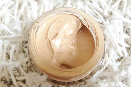 W7 Wicked Whip Crème Foundation
