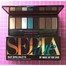 Best Eyeshadow Palettes for Fall 2014 a pop of teal eye shadow palette